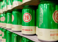 Station 26 Brewing Juicy Banger IPA Cans