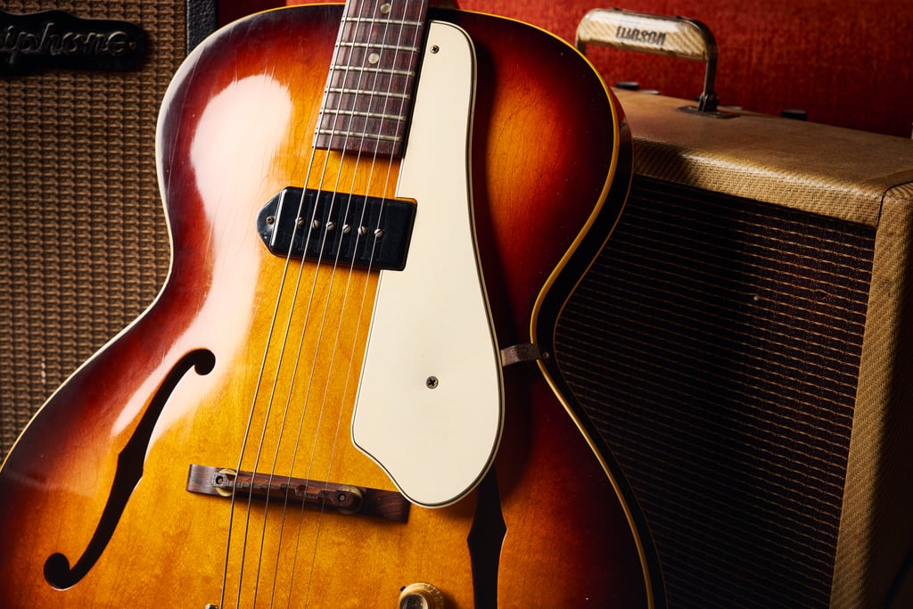 1966 EPIPHONE CENTURY E422T in front of vintage epiphone amplifiers
