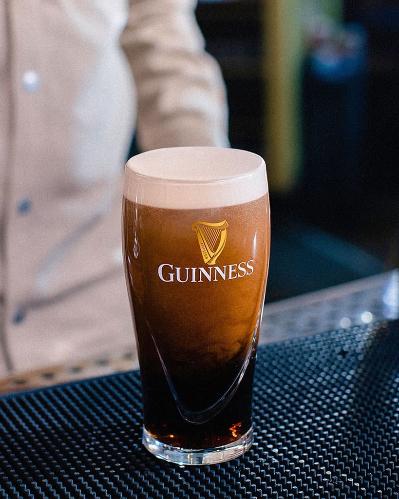 Beautiful nitro guiness pour